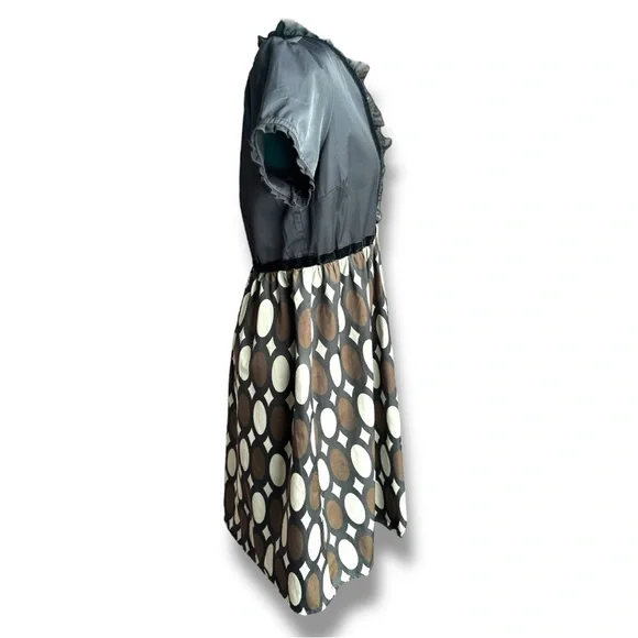 Chic Fossil Ruffled V-Neck Dress - Picture 7 of 11